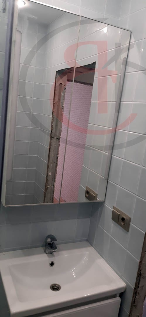 р-н Бирюлево, Новый ремонт ванной и туалета, после сноса сантех кабины в панельном доме,  (10)