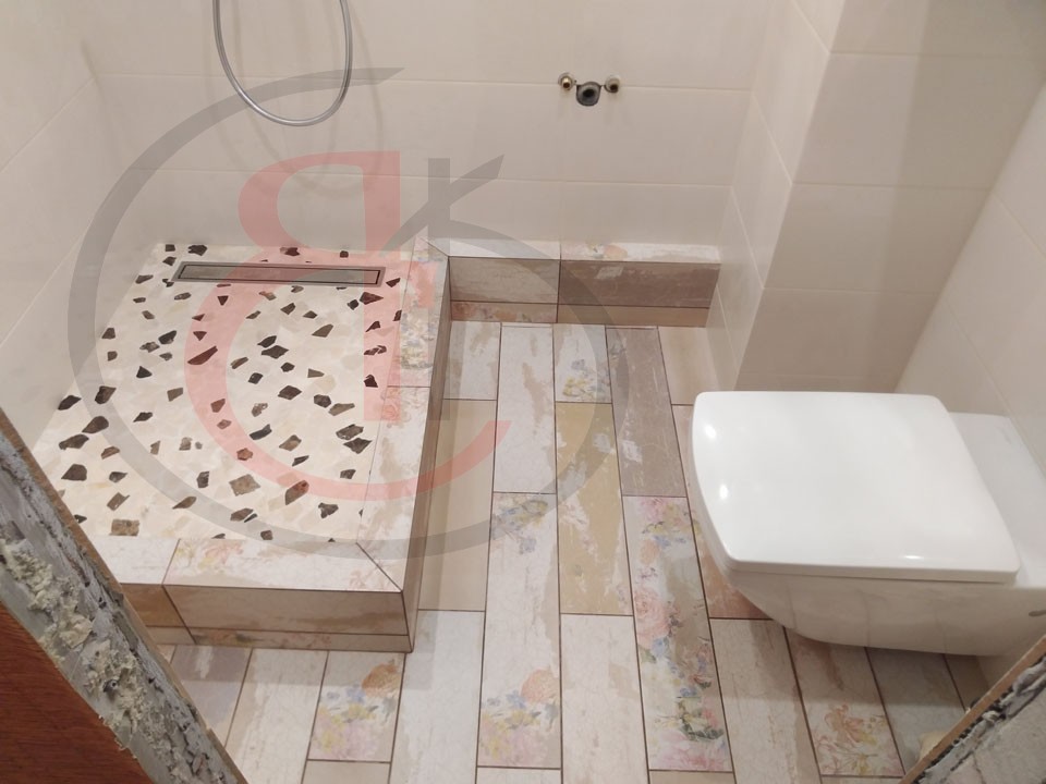 Капитальный ремонт маленькой ванной комнаты, Кетчерская улица 10, ОБЗОР ЧИСТОВОЙ И ФИНИШНОЙ ОТДЕЛКИ (1)
